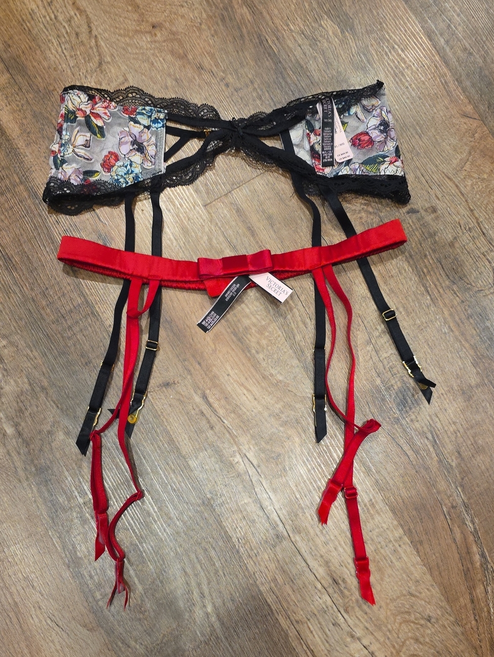 Victoria's Secret Very Sexy Garter Belts 2 M/L